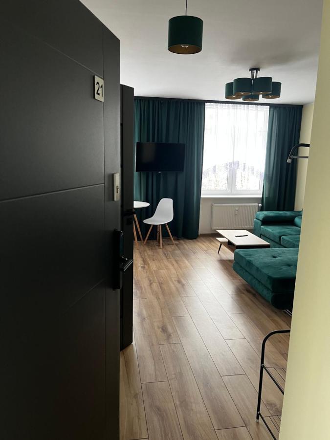 Komfortowy Apartament W Centrum Jaworzno Luaran gambar